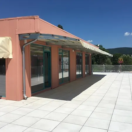 Largo 2* ساني بيتش