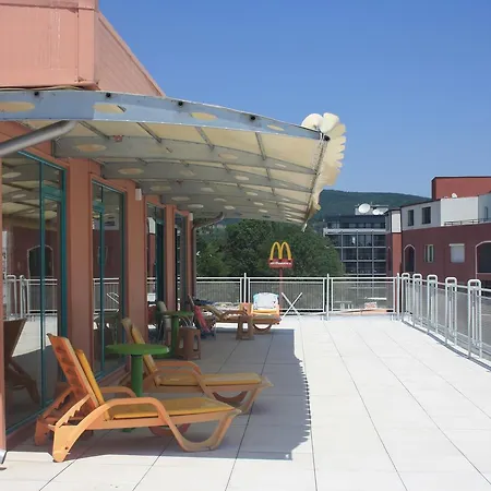 Largo ساني بيتش