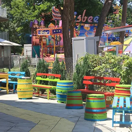 Largo ساني بيتش