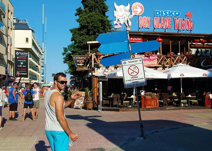Largo Hotell Slăntjev Brjag