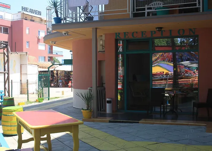 Largo Hotell Slăntjev Brjag