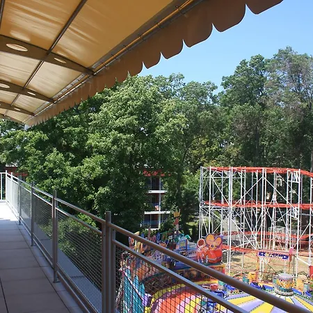 Hotel Largo Słoneczny Brzeg